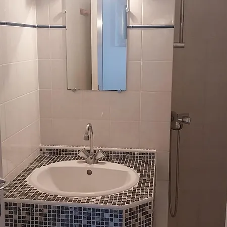 Maison Avec Jardin, 900m Plage, 2 Chambres, Parking Inclus, Animaux Acceptes - - Fr-1-22-173 בית נופש