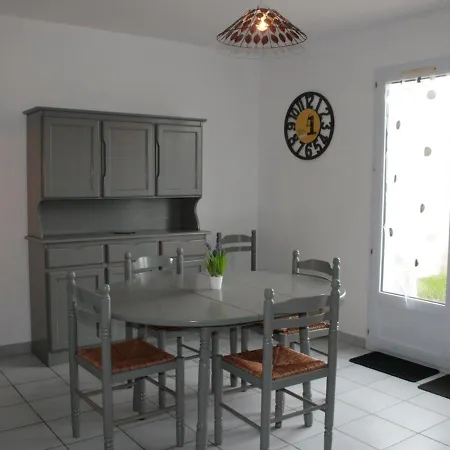 Ferienhaus Maison Avec Jardin, 900m Plage, 2 Chambres, Parking Inclus, Animaux Acceptes - - Fr-1-22-173