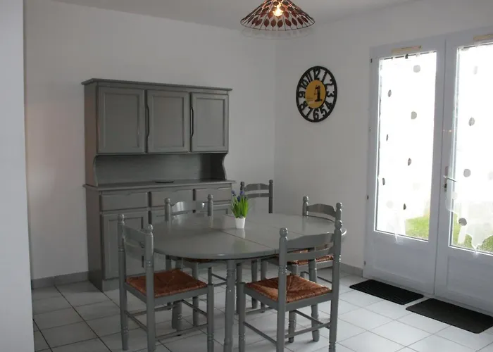 Ferienhaus Maison Avec Jardin, 900m Plage, 2 Chambres, Parking Inclus, Animaux Acceptes - - Fr-1-22-173