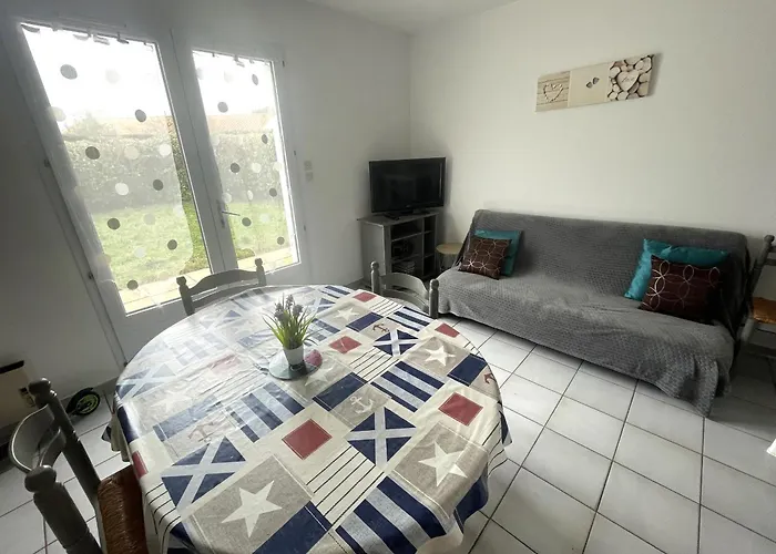 Ferienhaus Maison Avec Jardin, 900m Plage, 2 Chambres, Parking Inclus, Animaux Acceptes - - Fr-1-22-173 *